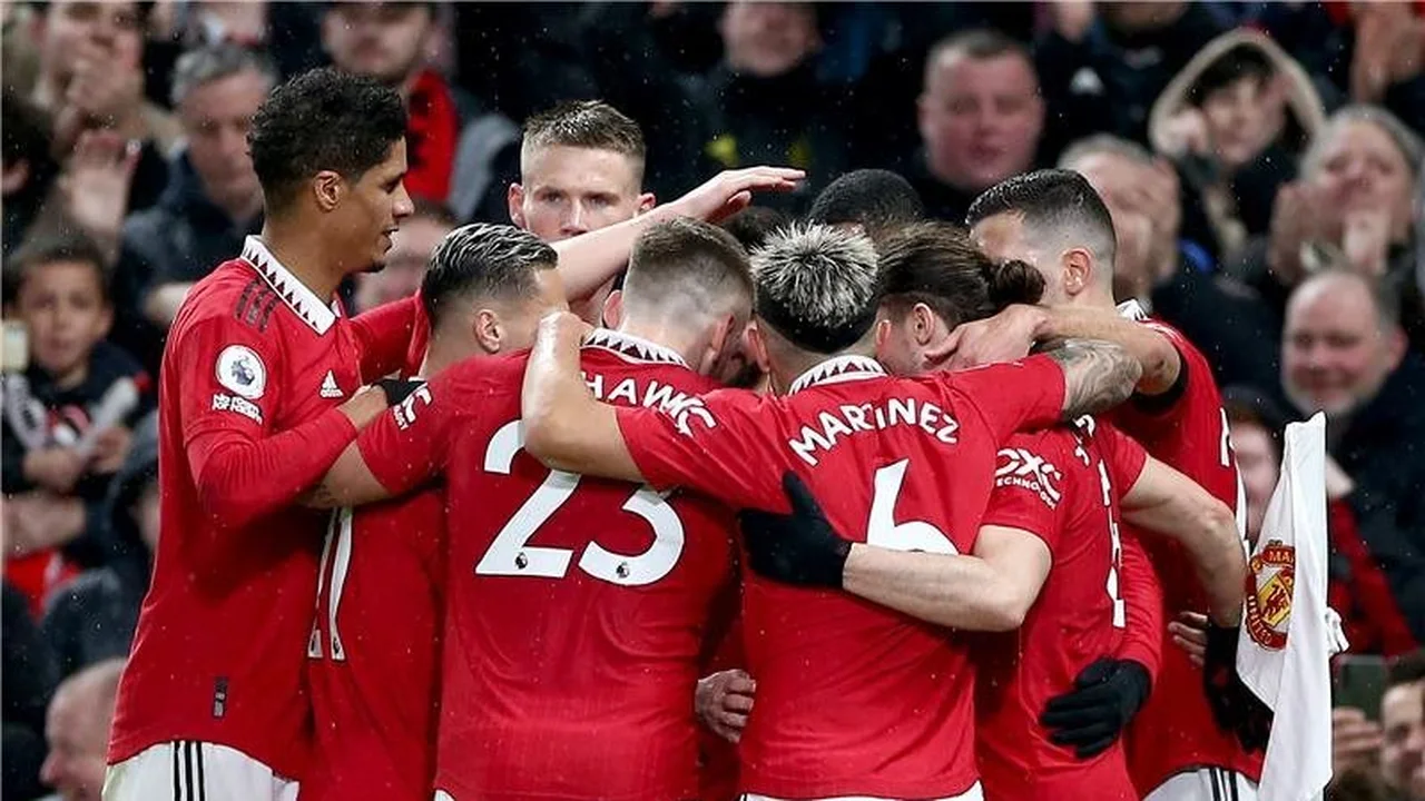 اللقاء المنتظر.. شوط أول إيجابي لمانشستر يونايتد أمام أستون فيلا